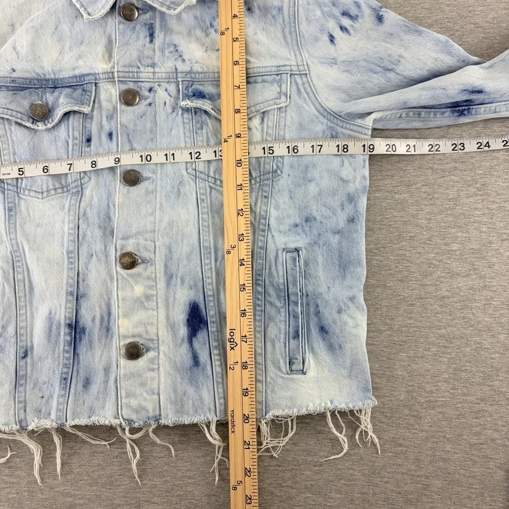 FRAME Denim‎ Women's Light Wash Distressed Jean Jacket Medium Frayed Hem Chic